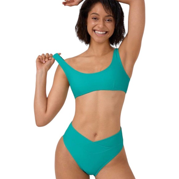 Halara Other - NWT Halara Solid U Neck Sporty Lake Blue Bikini Top Size Large